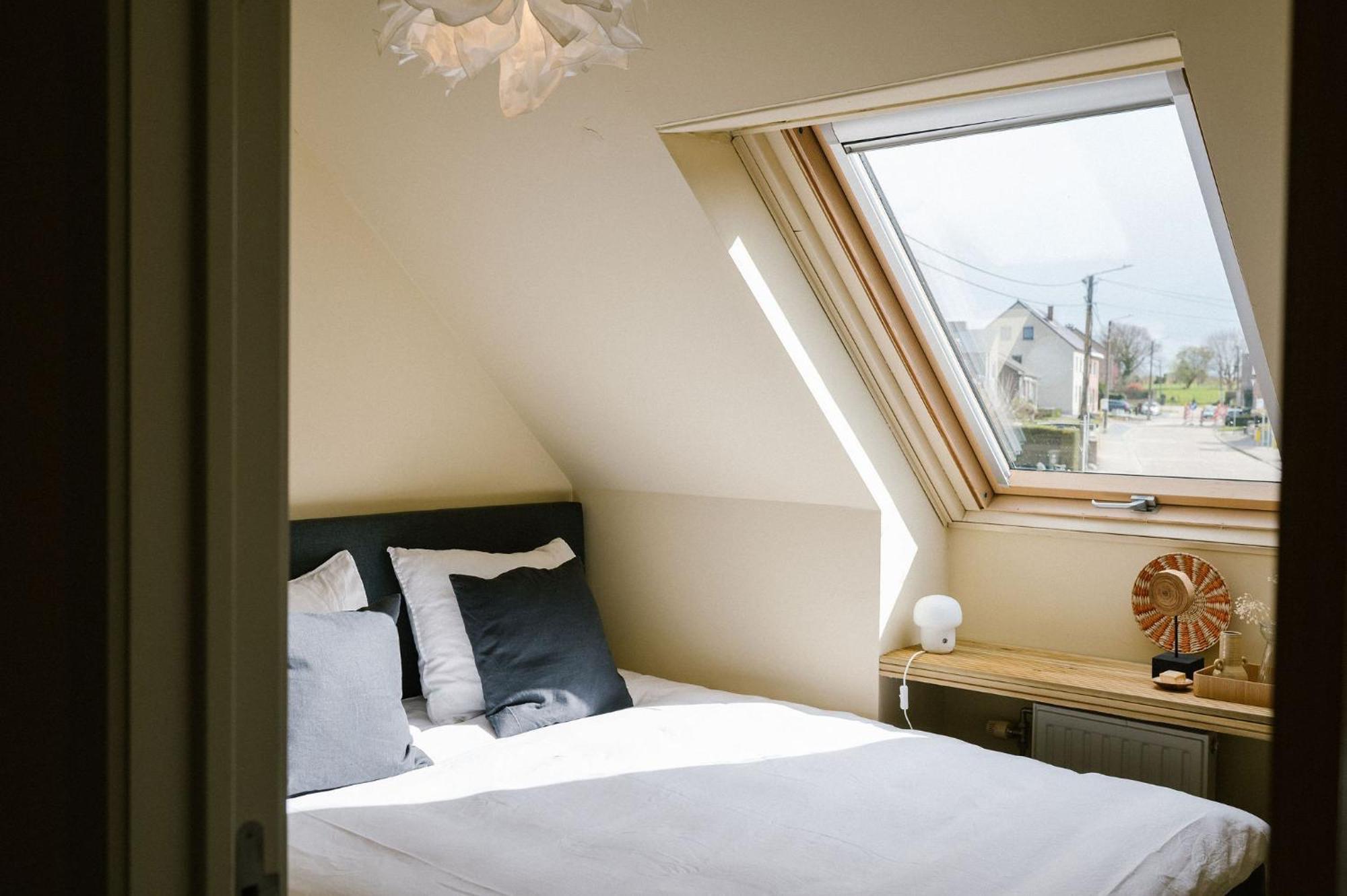 Woning La Gouvernante tussen Bilzen en Maastricht Exterior foto